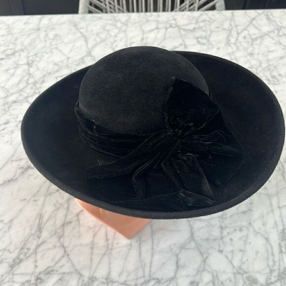 Vintage 90s Plaza Suite By Betmar Women\'s Black Velvet Ribbon Hat Beetlejuice main image 5